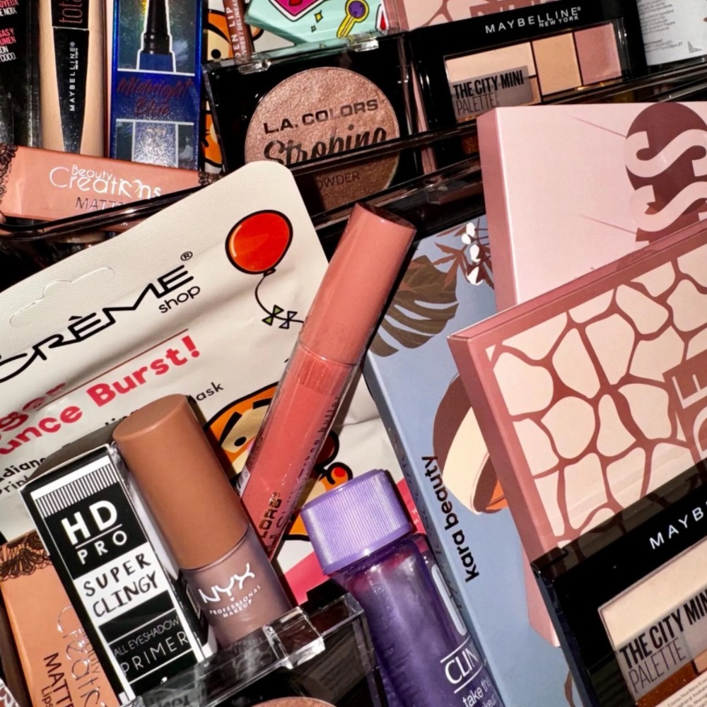 Live Listing Make-up (unlisted) Random Pull